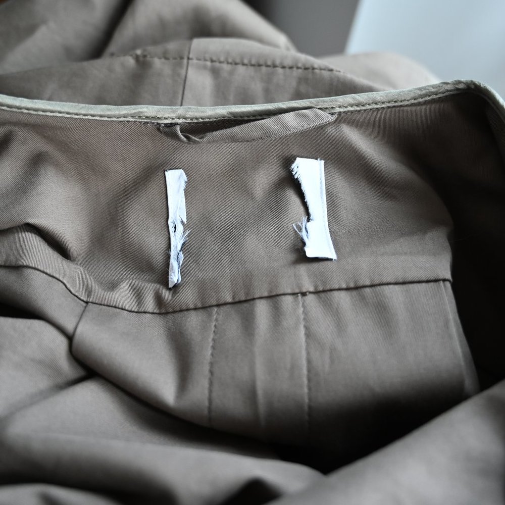 Cuyana Pleat Back Anorak in Brown | Medium - Picture 14 of 16